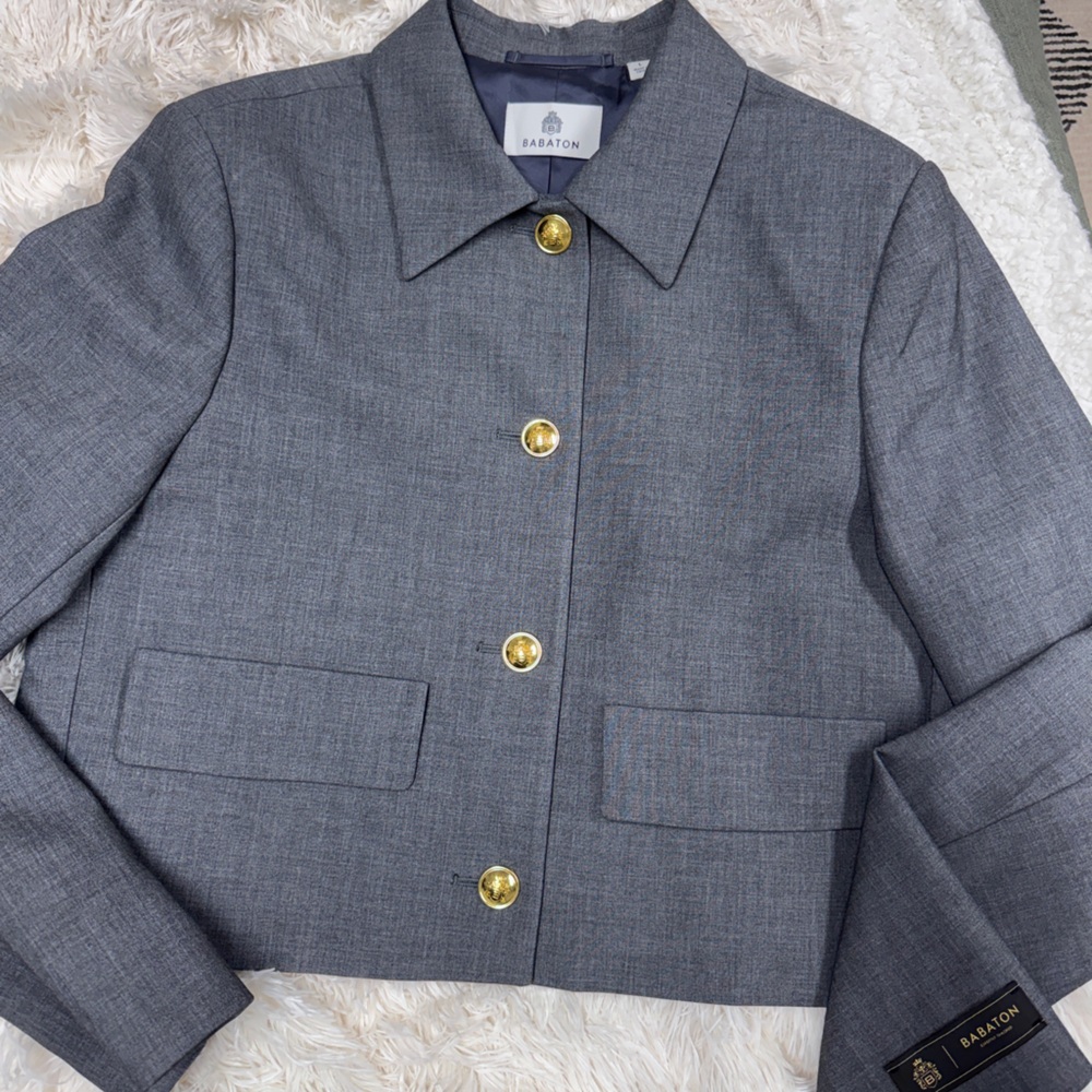 Aritzia Babaton Frances Jacket Blazer with Gold Buttons - grey, women’s Large - Picture 5 of 8